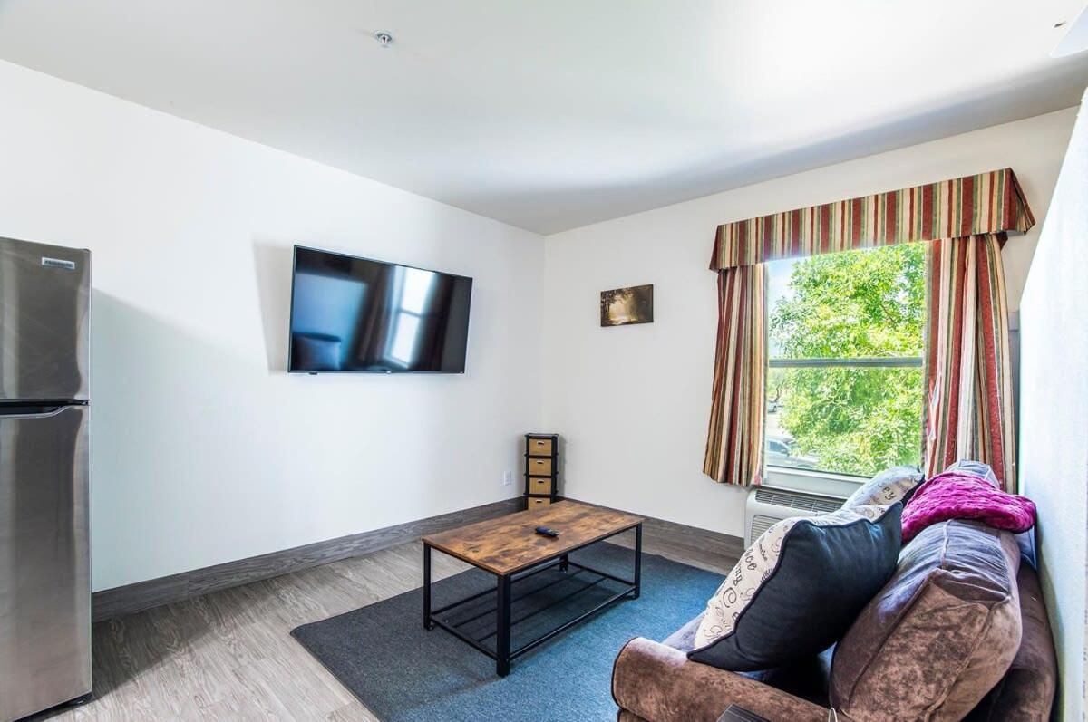 Vistas 216- Renovated Central Sierra Vista Long Term Discounts Εξωτερικό φωτογραφία